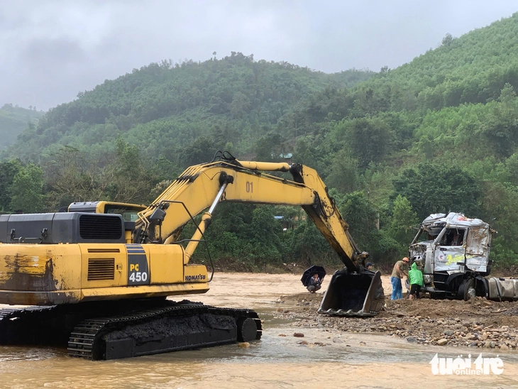 lũ cuốn - Ảnh 4.