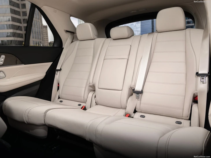 Mercedes-Benz GLE 400e - Ảnh 6.