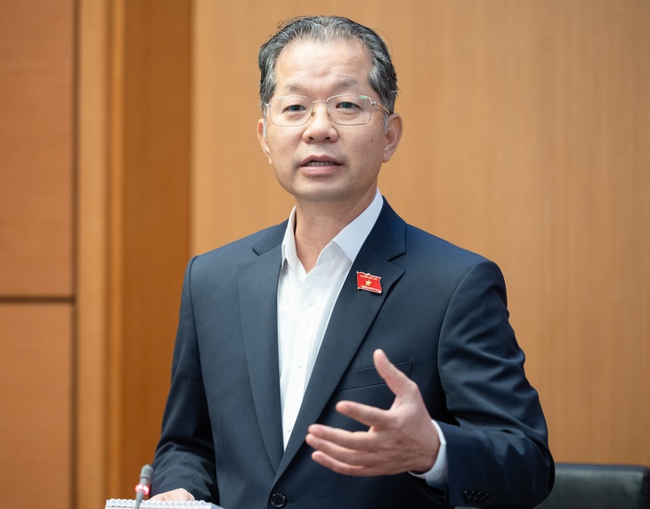 Đồng loạt đề nghị giảm tiền sử dụng đất, đại biểu nói đừng để dân phải mua lại đất của mình - Ảnh 4.