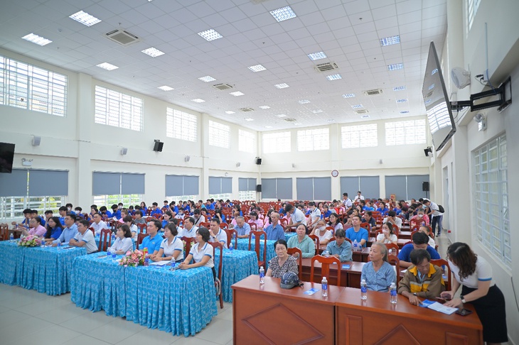 SAWACO: Tuyên truyền chuyển đổi số, nâng cao chất lượng dịch vụ khách hàng - Ảnh 1.