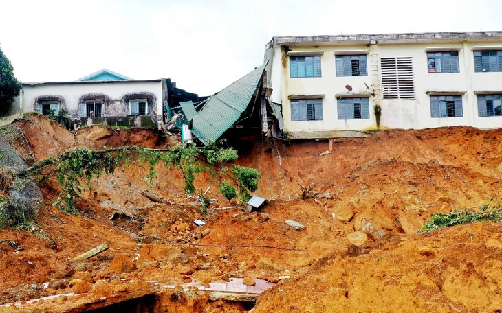 Điểm du lịch thác Pa Sĩ ở Măng Đen tan nát vì thiên tai, địa phương lo mất Tết - Ảnh 13.