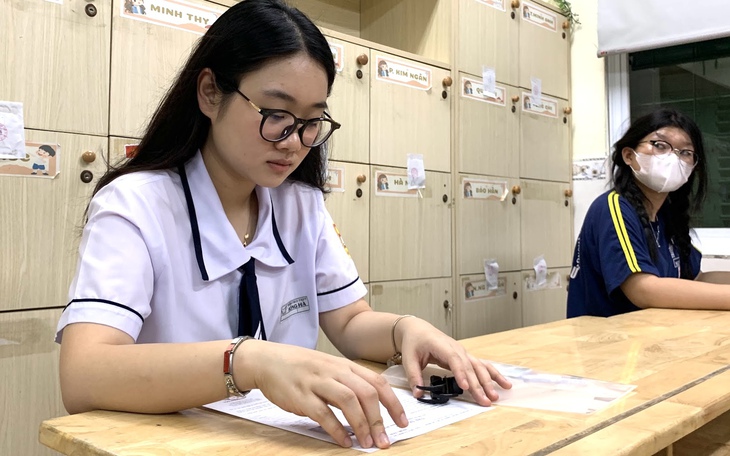 Thêm trường quân đội bỏ xét tổ hợp C00 văn - sử - địa - Ảnh 2.