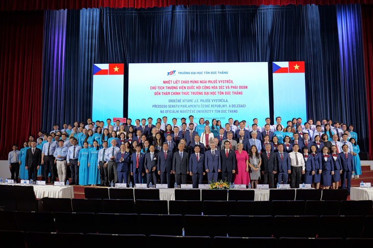 Tôn Đức Thắng - Ảnh 1.