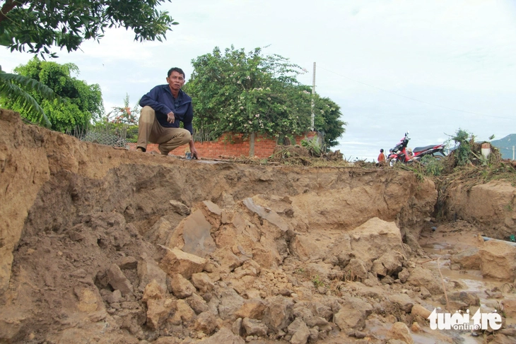 lũ cuốn - Ảnh 1.