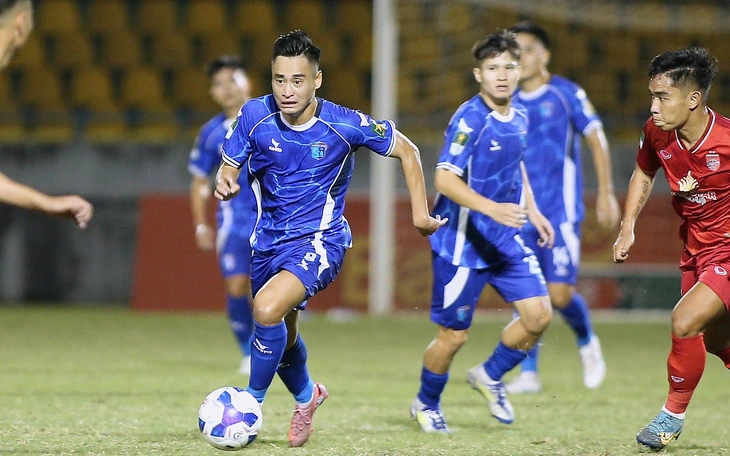 Siêu phẩm khiến CLB Thanh Hóa rơi xuống áp chót bảng - Ảnh 2.