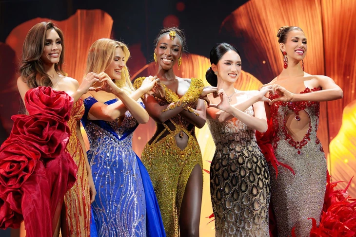 Miss Universe - Ảnh 2.