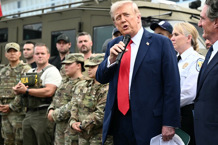 Ông Trump dọa tử hình các nghị sĩ 'phản quốc' - Ảnh 1.