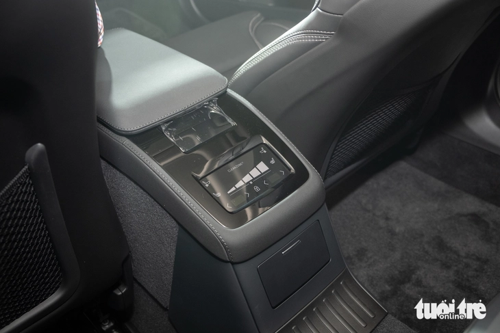 Volvo S90 - Ảnh 10.