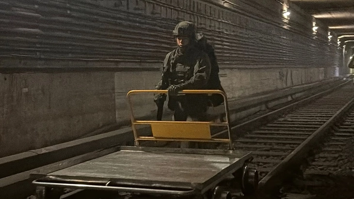 Berlin biến thành ‘chiến trường’ trong cuộc diễn tập quân sự căng thẳng - Ảnh 1. diễn tập quân sự - Ảnh 1.