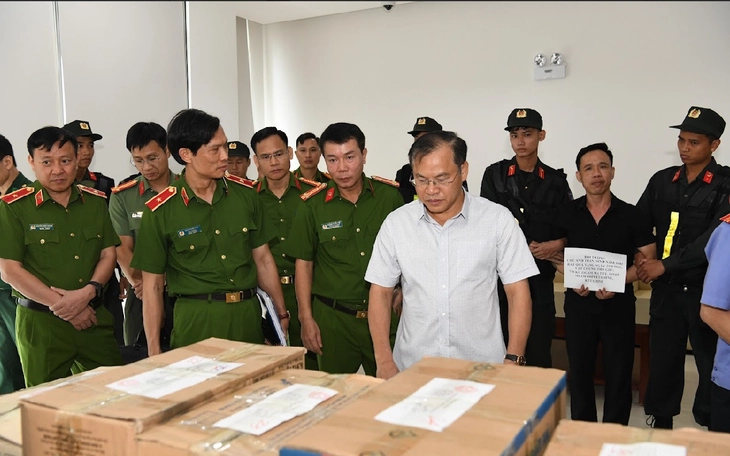 Bóc gỡ đường dây ma túy xuyên biên giới, thu lượng cần sa 'lớn nhất từ trước đến nay' - Ảnh 3.