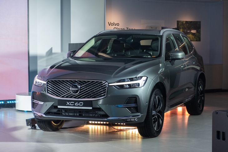 triệu hồi - Ảnh 1.