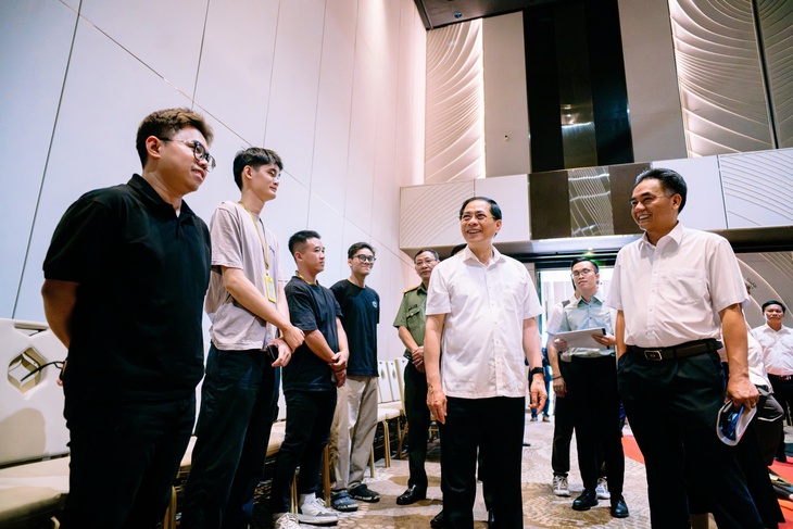 Diễn đàn kinh tế mùa thu - Ảnh 2.