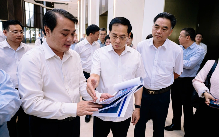 Xây dựng thương hiệu TP.HCM: Hãy nhìn lại mình và học các thành phố khác- Ảnh 3.