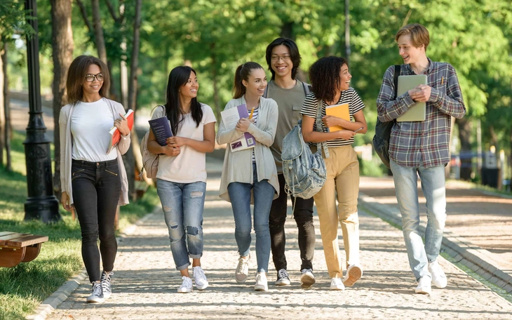 Số du học sinh Việt Nam lần đầu sang Úc giảm mạnh - Ảnh 2.