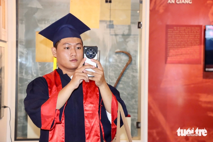 Hội Sinh viên Việt Nam TP.HCM vinh danh 88 gương thủ khoa tuyển sinh, tốt nghiệp - Ảnh 6.