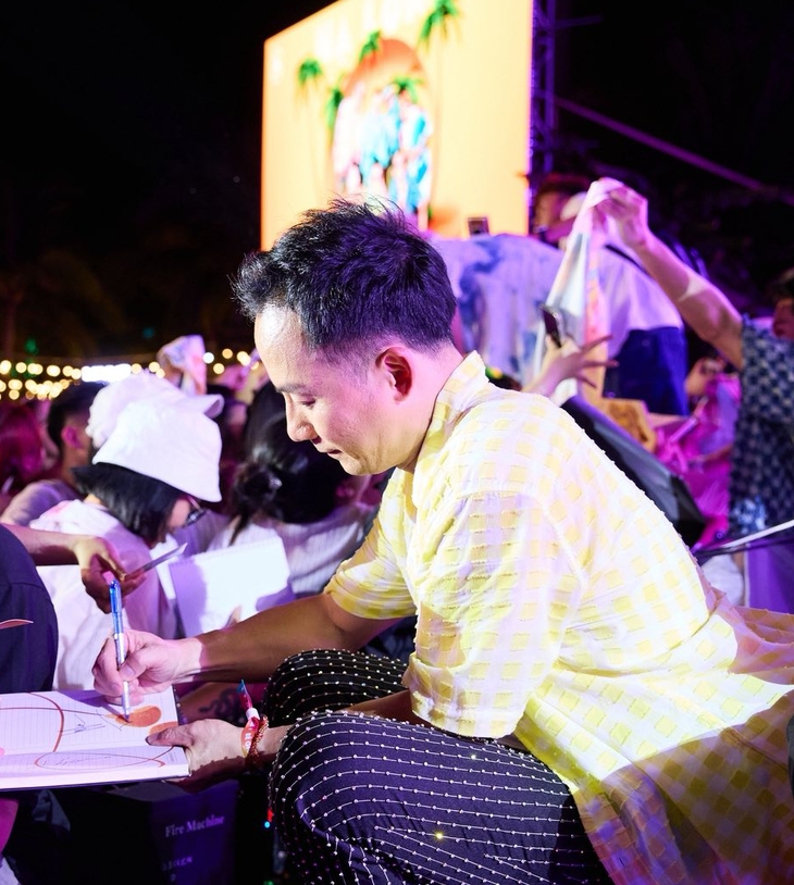 Mỹ Tâm chia sẻ với đồng bào Đắk Lắk, Đinh Tiến Đạt hoãn ra MV - Ảnh 2.