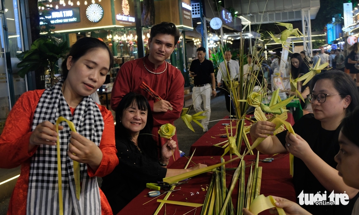 Đường sách - Ảnh 7.