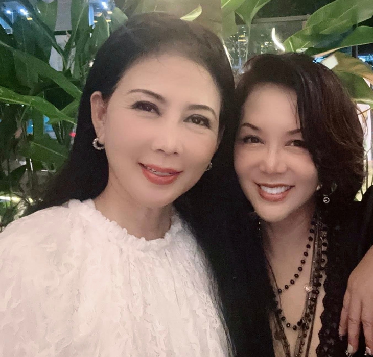 Nhan sắc Diễm Hương sau 30 năm gây trầm trồ - Ảnh 1.