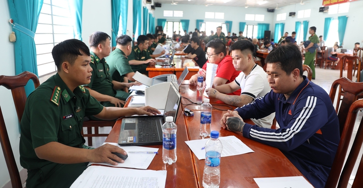 tiếp nhận - Ảnh 1.