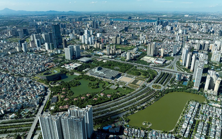 Hơn 112 tỉ đồng ủng hộ đồng bào các tỉnh miền Trung, Tây Nguyên khắc phục hậu quả mưa lũ - Ảnh 4.