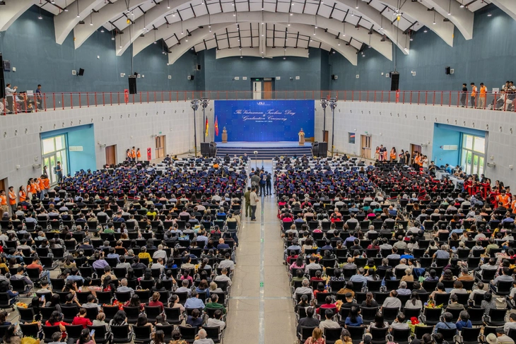 việt đức - Ảnh 1.