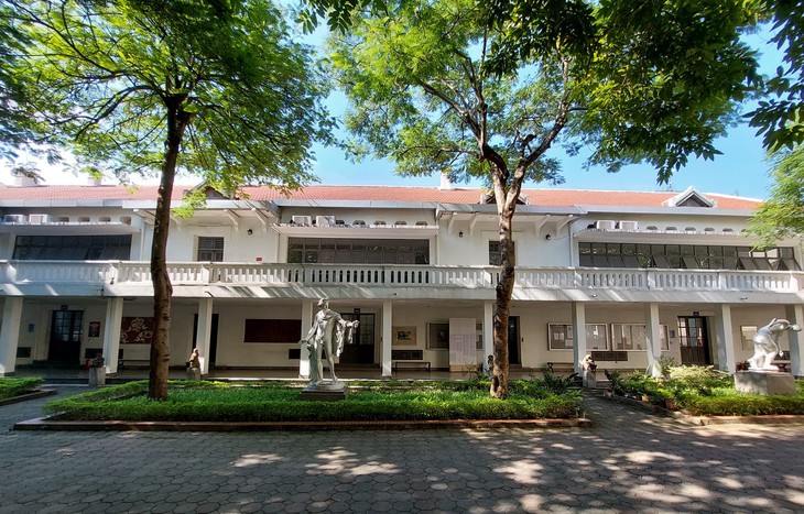 Mỹ thuật Đông Dương - Ảnh 1.