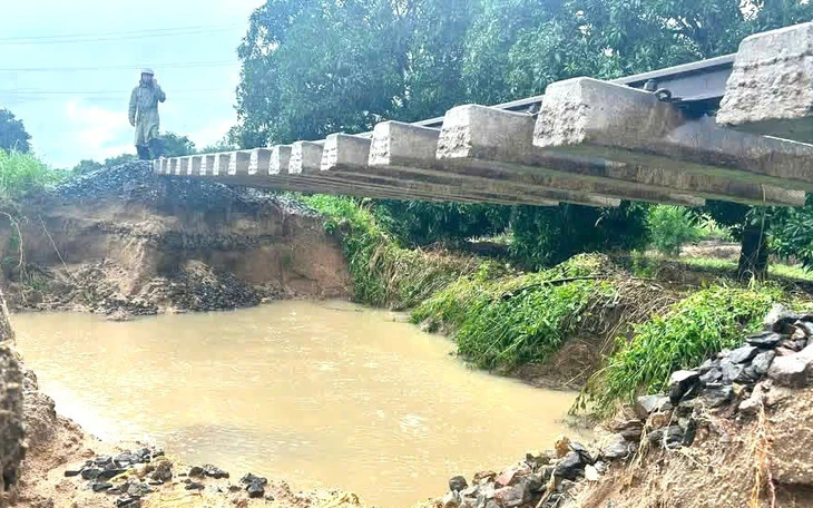 TP.HCM dồn tổng lực hỗ trợ người dân Khánh Hòa bị ảnh hưởng bởi thiên tai - Ảnh 3.