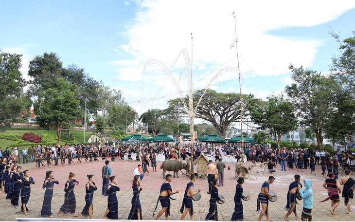 Hòa âm cồng chiêng Đông Nam Á tại Đà Lạt: đêm hội của tráng ca vượt đại ngàn - Ảnh 14.