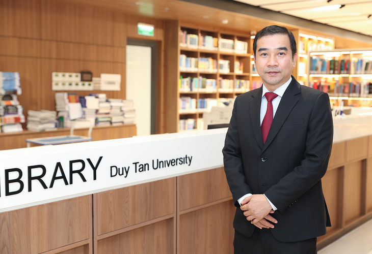 ĐH Duy Tân có thêm giáo sư và phó giáo sư năm 2025 - Ảnh 1.