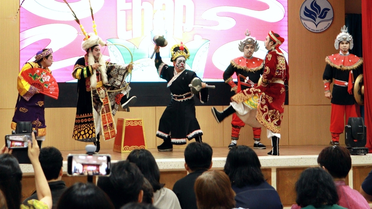 văn hóa dân tộc - Ảnh 2.