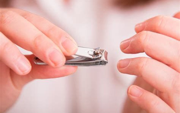 Móng tay ửng đỏ có thể là dấu hiệu bệnh tiềm ẩn - Ảnh 2.