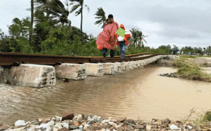 Phó Thủ tướng Nguyễn Hòa Bình: Dốc toàn lực khắc phục hậu quả lũ, minh bạch thông tin thiệt hại - Ảnh 6.