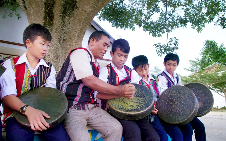 cồng chiêng - Ảnh 2.