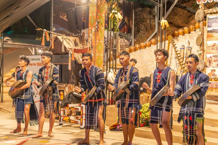 cồng chiêng - Ảnh 4.