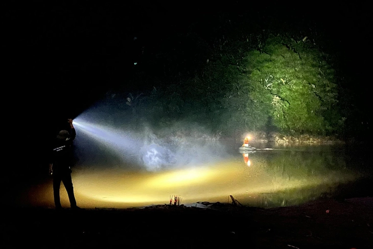 xe đầu kéo - Ảnh 1.