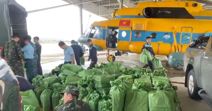 cứu trợ - Ảnh 1.