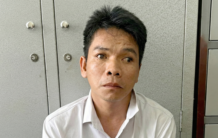 Thanh niên bán vé số vô cớ đâm thủng bụng chị bán bánh mì đang mang thai 36 tuần - Ảnh 1.