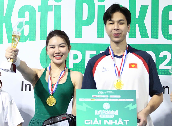 Kafi Pickleball Open tiếp sức báo Tuổi Trẻ cứu trợ bà con vùng lũ - Ảnh 5.