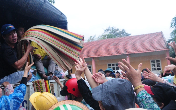 Ai cũng muốn chung tay san sẻ - Ảnh 7.