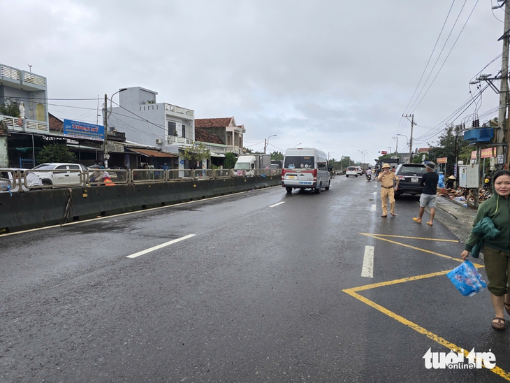 giao thông - Ảnh 2.