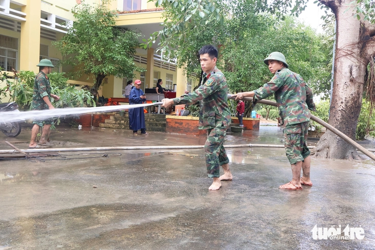 giúp dân - Ảnh 3.