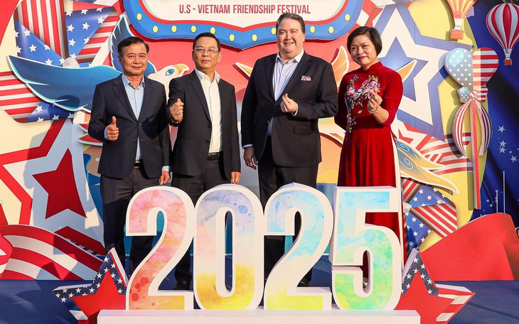 Đại sứ Mỹ Marc Knapper: 'TP.HCM là đầu tàu quan hệ Việt - Mỹ' - Ảnh 5.