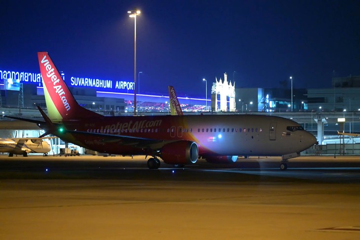 Vietjet tiếp nhận tàu bay Boeing, đẩy mạnh đồng bộ đội bay tại Thái Lan - Ảnh 2.