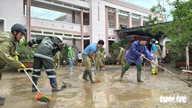 vùng lũ - Ảnh 9.