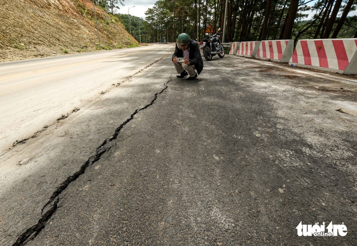 Đèo Prenn Đà Lạt vẫn thông xe đúng hẹn dù xuất hiện thêm vết nứt- Ảnh 3.