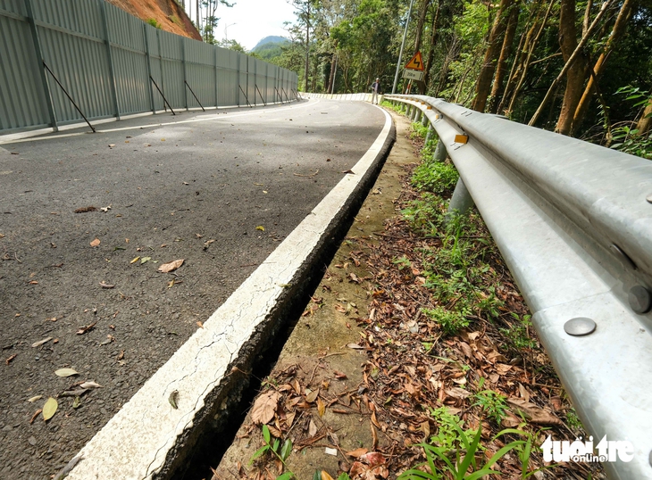 Đèo Prenn Đà Lạt vẫn thông xe đúng hẹn dù xuất hiện thêm vết nứt- Ảnh 4.