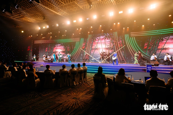 diễn đàn kinh tế mùa thu - Ảnh 3.