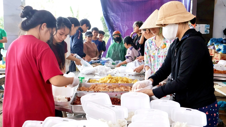 bếp lửa - Ảnh 1.