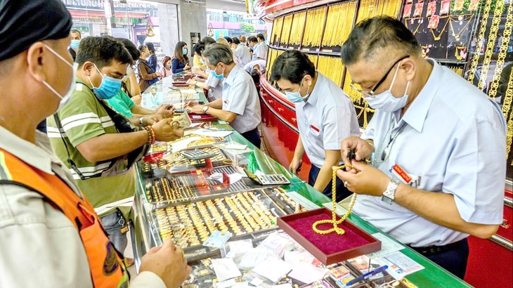 mua vàng - Ảnh 1.