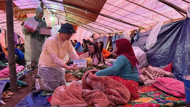 Vingroup hỗ trợ thêm 500 tỉ cứu trợ miền Trung, nâng tổng đóng góp lên 1.000 tỉ đồng - Ảnh 1.